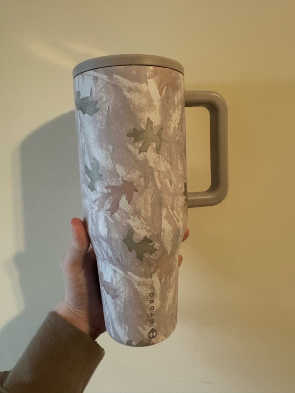 32oz Camo Hydrojug Tumbler